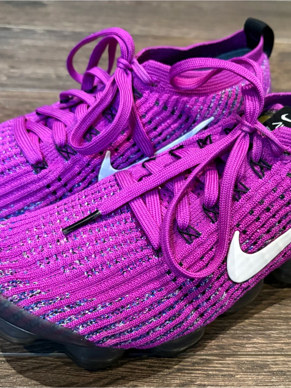 Nike Women's Flyknit Sneaker - Magenta with White Swoosh